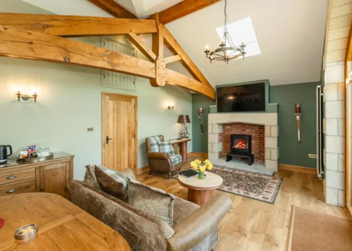 Green Grove Country House